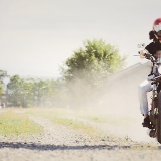 「ストリート系」バイクでツーリング仲間