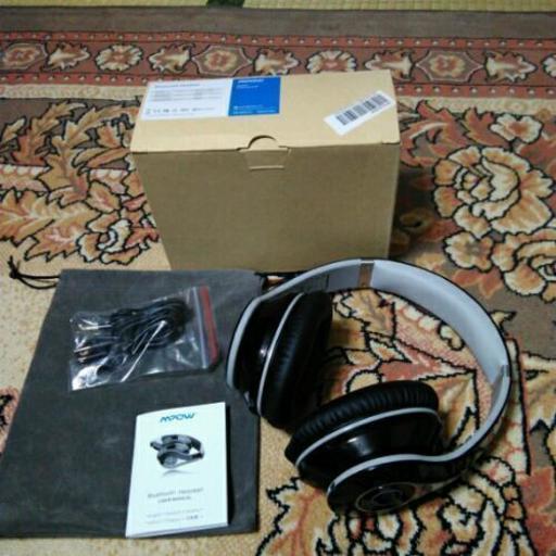 未使用Bluetoothヘッドフォン
