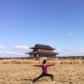 学園前／大人女子のヨガレッスン♪