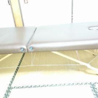 値下げ!施術用ベットの画像