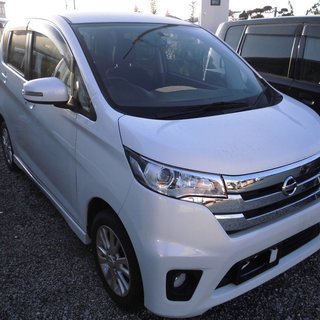 ■デイズ■　車検丸々2年付‼︎低走行3万キロ‼︎ETC、ナビ付き♪