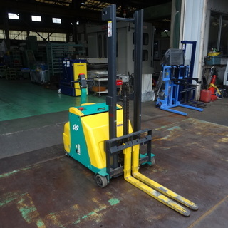 免許不要!!　バッテリーフォークリフト　0.6トン(600kg)の画像