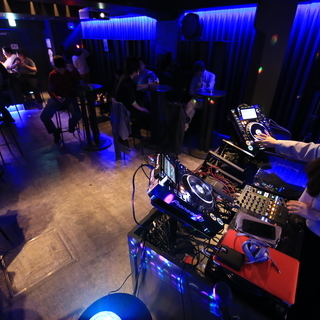 本物のクラブDJブースで学べる中央区のDJスクール、無料体験受付中！の画像