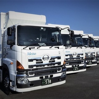 福利厚生充実！　仕事量安定　４トン トラックドライバー募集　27万円～の画像