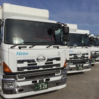 福利厚生充実！！　 仕事量安定　大型トラックドライバー募集　32万円～の画像