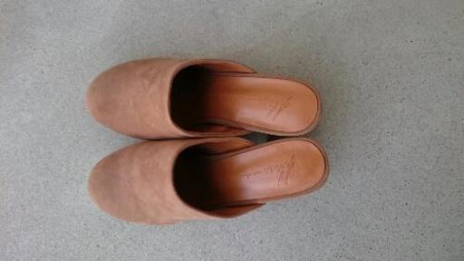 【値下げします】  ★新品 未使用★ミュール