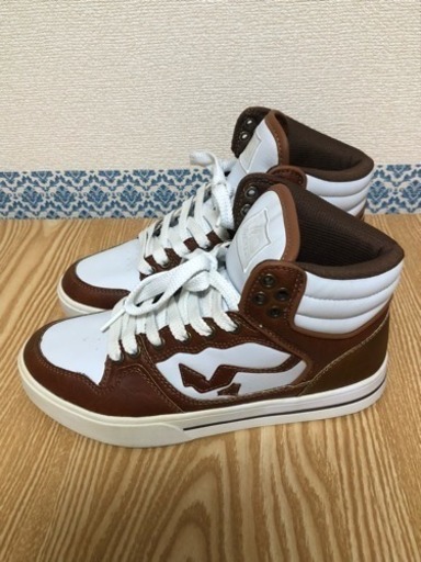 Madfoot スニーカー23.5