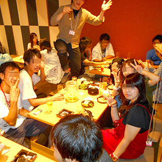 【】池袋🔰満員御礼🔰みんなで遊ぼう♪ハイタッチ・ボウリングオフ会...