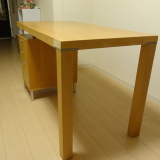 机の画像