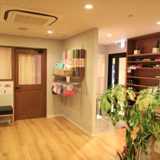 ≪急募≫ヨガスタジオのフロントスタッフ！めったにでない求人です！