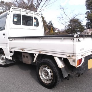☆激安軽トラ！コミコミ総額14万円ポッキリ提供！切替式4WD・5速マニュアル車・AC付！バリ山スタッドレスタイヤ装着！車検H30年11月まで！即納車可能ですのでお急ぎの方にも対応致します☆の画像