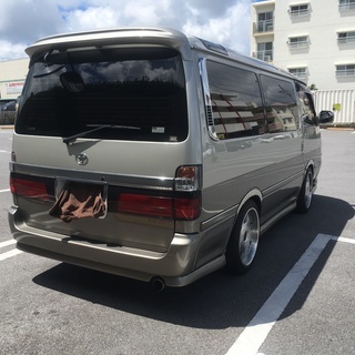 ハイエース　スーパーカスタムリミデット３．０ディーゼルターボ　１９９８の画像