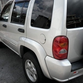 ジープ チェロキーの画像