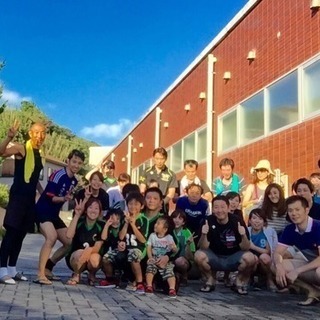 東京都中央区で活動するバレーボールチームです。高校3年生以上男女、経験、他チーム両立問わず極力練習に参加出来る人募集。男子6.9人女子6人.混合6人に参加してます。 - スポーツ