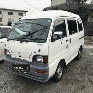 三菱ブラボー　４WD　マニュアル