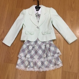 女の子用☆130 スーツ 入学式の画像
