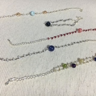 ハンドメイドアクセサリー