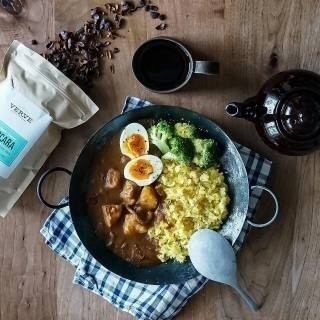 東京でカレー屋をめぐる仲間を募集します！