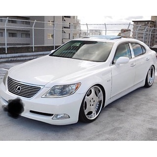 大流行中！ Lexus LS460スピードウェイパルボディ未使用