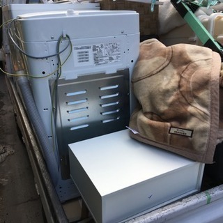 遺品整理、生前整理の不用品回収を無料で行ないます