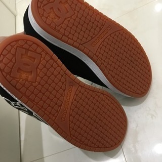 新品♢DC スニーカーの画像