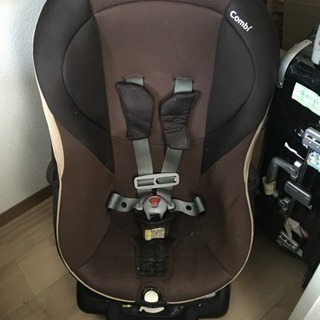 コンビ チャイルドシートの画像