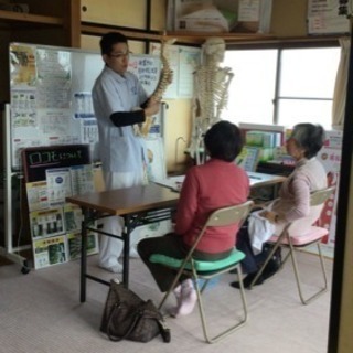 委託業務 急募 三ヶ月後にはあなたもカイロプラクター 10代から60代の男女未経験者募集！！主婦、定年後の方活躍中の画像
