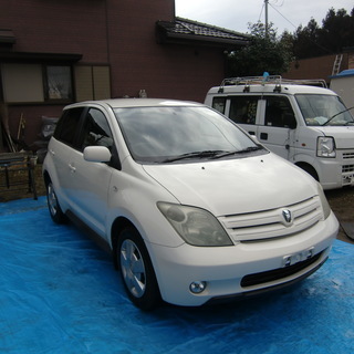 イスト平成14年式（2002年）1.5S パール11万ｋｍナビT...