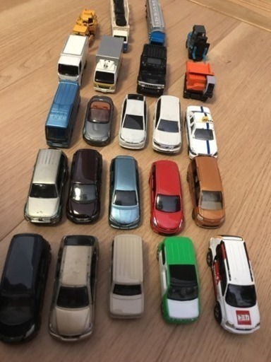 トミカいっぱい