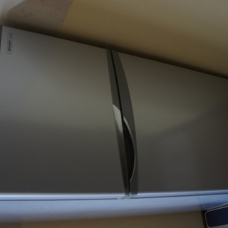 ２ドア冷蔵庫　SHARP　ほぼ新品　値下げ