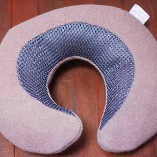 【お子様用】首サポート ネック枕 AILEBEBE  エールベベ☆美品☆の画像