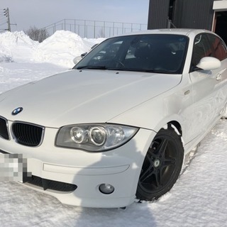 お洒落なコンパクトカー☆ BMW 118i☆ローダウン☆人気のホワイト
