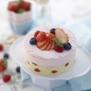 無料でケーキやパン作って持ち帰れます(^-^)