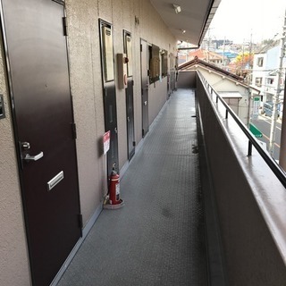 守口市・寝屋川市の賃貸マンションで簡単な建物チェックや日常清掃をお願いします。主婦さん活躍中☆巡回清掃スタッフ　【Wワーク・掛け持ち】ご近所さん大歓迎‼>>未経験者でもマニュアルがあるので安心して始められます。の画像