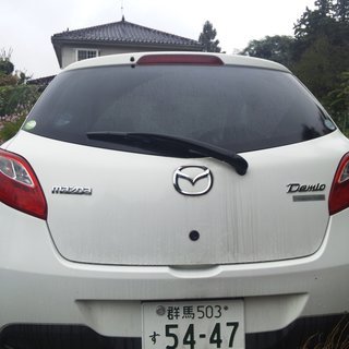 マツダデミオ真珠白平成１９年４２０００kmの画像