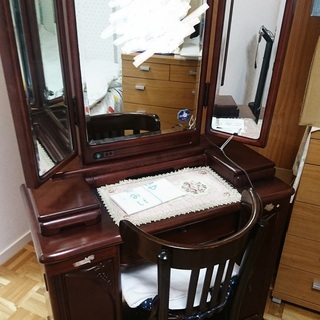 ◇ドレッサー 三面鏡 レトロ アンティーク 椅子もあります◇