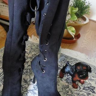 ロングブーツの画像