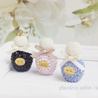 スワロフスキーグルーデコの画像