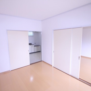【☆☆初期費用２万円☆☆】（※その他費用一切掛かりません！！) バストイレ別！2DK洋室！駐車場１台込！ - 賃貸（マンション/一戸建て）