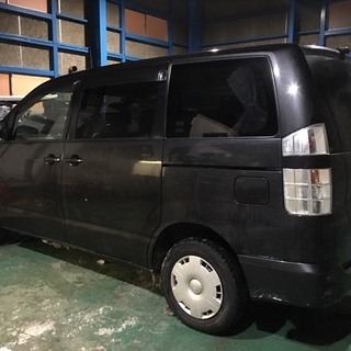 【大特価♪♪】トヨタ ヴォクシー Ｘ　純正ナビ地デジ　夏冬タイヤセット　ＥＴＣの画像