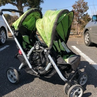 Jeep二人乗りベビーカーの画像