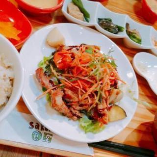 あなたは、新宿のランチ選びで困った！という悩みを一緒に解決しませんか？ - メンバー募集