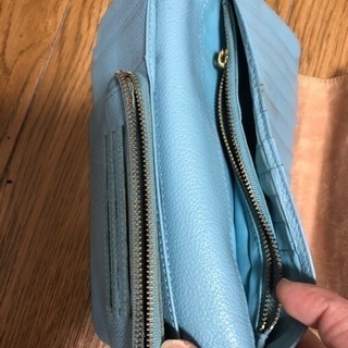 おしゃれな、長財布の画像