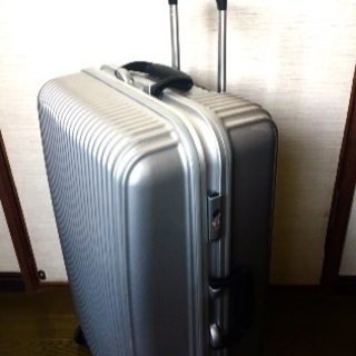 キャリーケース