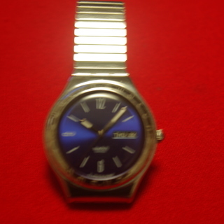 再再々値下げ品　SWATCH (SWISS)時計新品同様　の画像