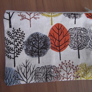 ハンドメイド　ポーチ　ファスナーポーチ