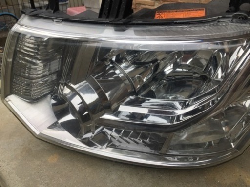 三菱自動車 デリカ D:5 ヘッドライト 助手席側