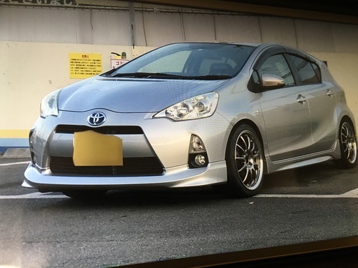 トヨタ アクア S スマートキー HDDナビ 社外17インチ