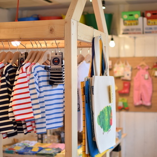 かわいい輸入雑貨のセレクトショップ APRIL FOOLS! 横浜モアーズ店オープニングスタッフ募集！の画像