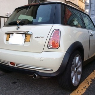 パンダ目 BMW MINICOOPER